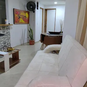 Sector Estadio, Cerca Al Metro. Apartamento Medellín